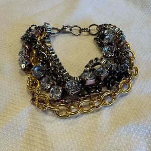 Chic Multi-Tone Chain Bracelet with Crystal Details